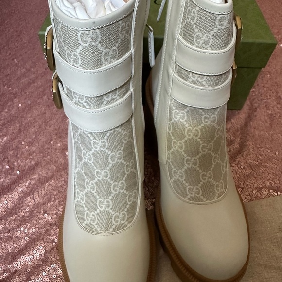 GUCCI Authentic K,GG Supreme Leather Crystal Buckle Platform Ankle  Boots 37/6.5 - Picture 7 of 17